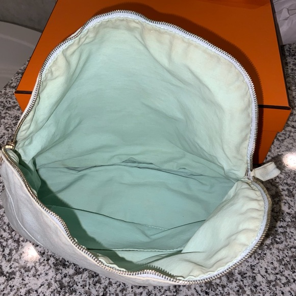 HERMES Mint Green Bolide Cotton Canvas Travel Zip Pouch - Picture 7 of 16